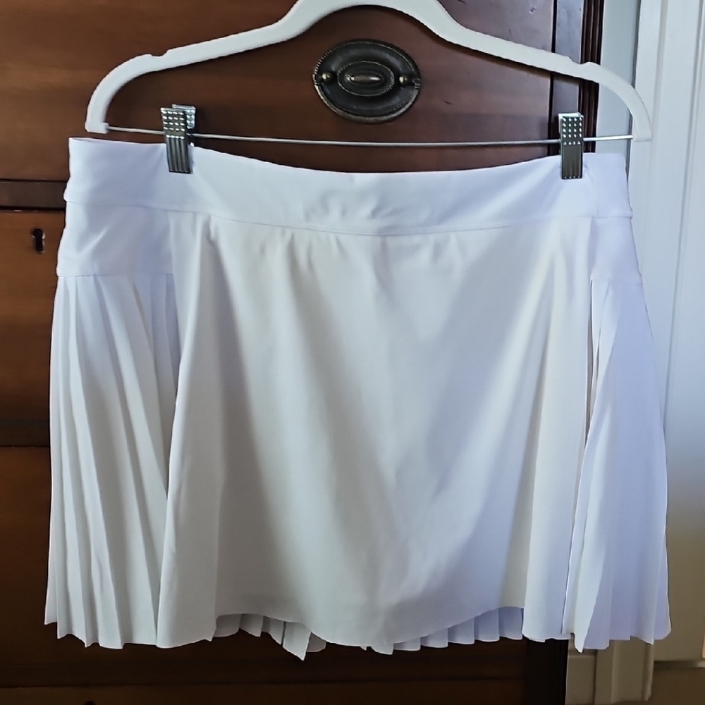 Athleta White Skater Mini Skirt Pleated Athletic